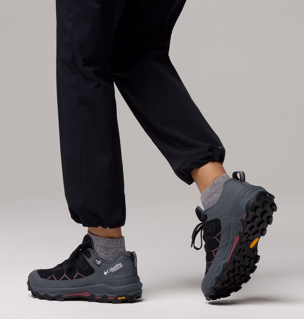 TENIS FEMENINO COLUMBIA PEAKFREAK TITANIUM OUTDRY – foto 10